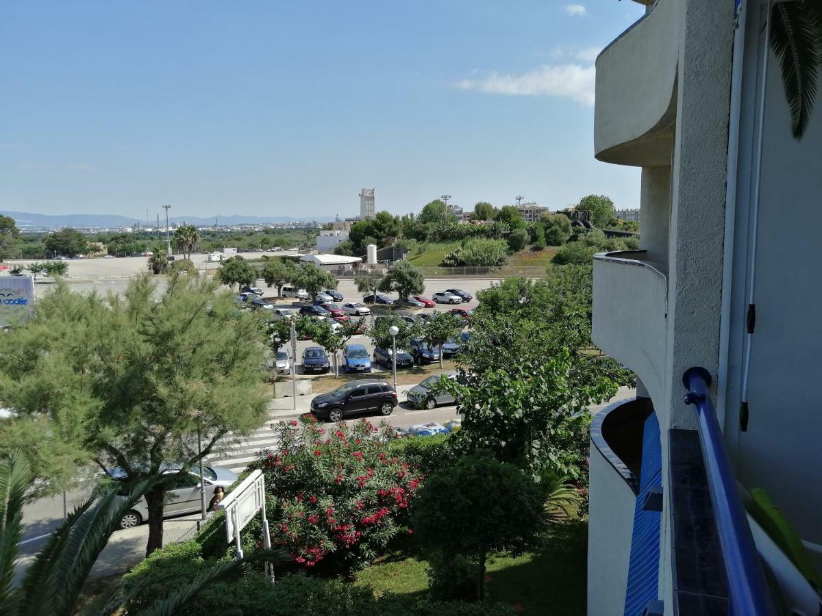 Port Aventura, Exclusivo Alojamiento La Pineda Exteriör bild